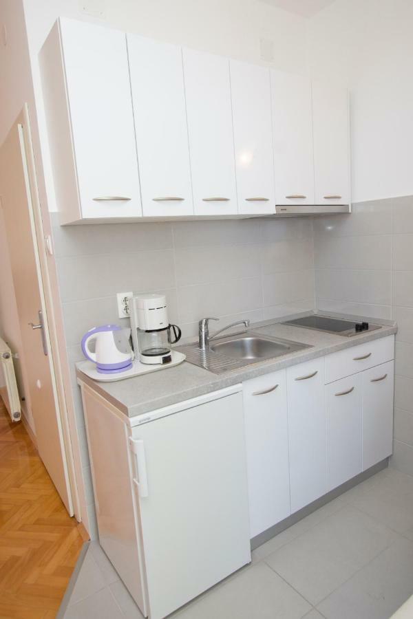 Apartmani Marija Cizmic Makarska Eksteriør billede