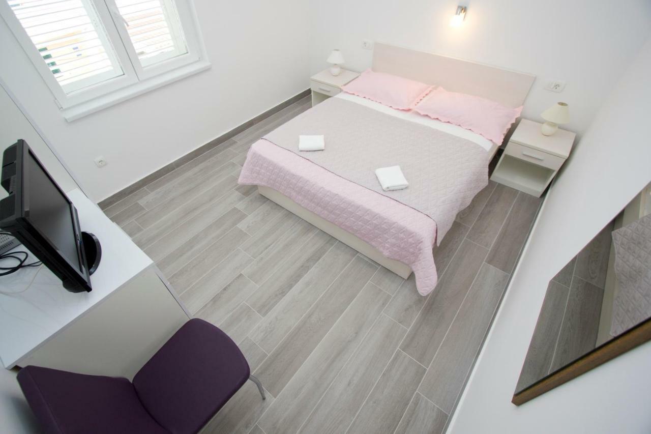 Apartmani Marija Cizmic Makarska Eksteriør billede