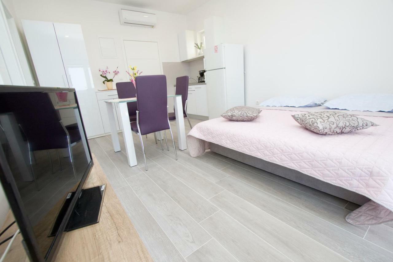 Apartmani Marija Cizmic Makarska Eksteriør billede