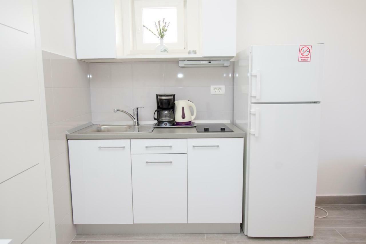Apartmani Marija Cizmic Makarska Eksteriør billede